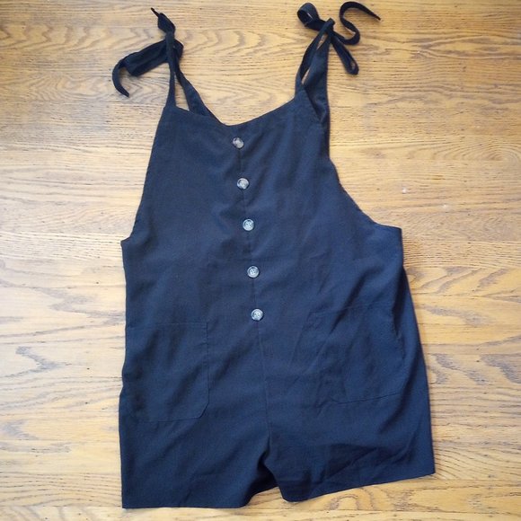 Pants - Black romper with pockets size 3XL